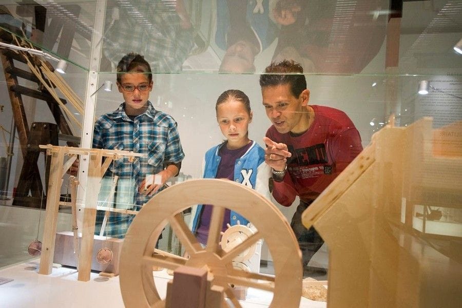 High Tech Romans - Machines - Scale models