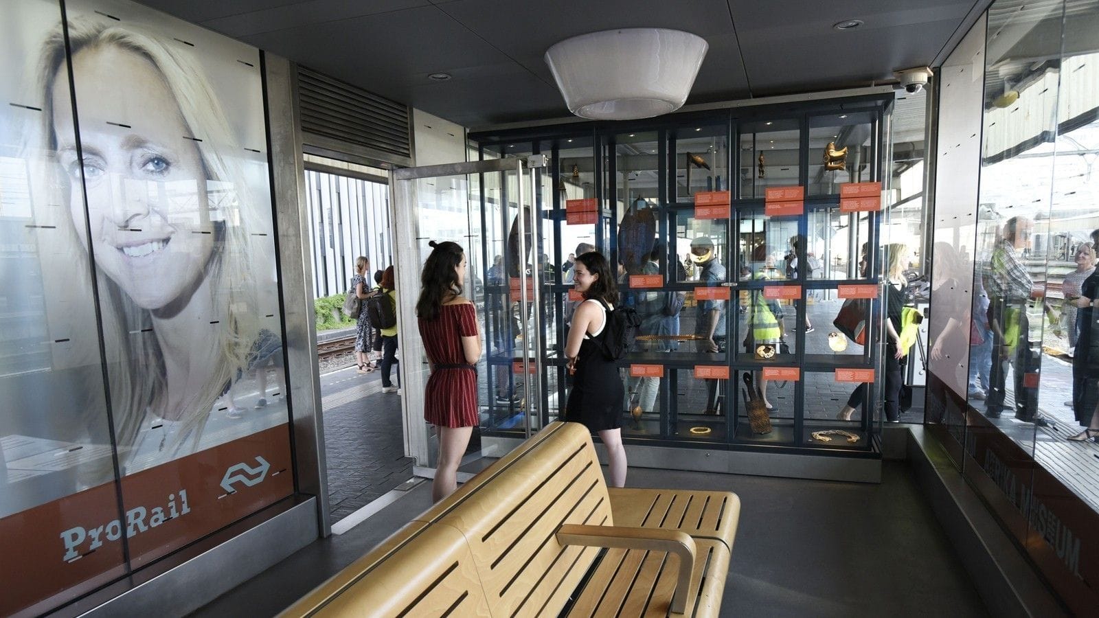 Mini museums at Dutch railway stations
