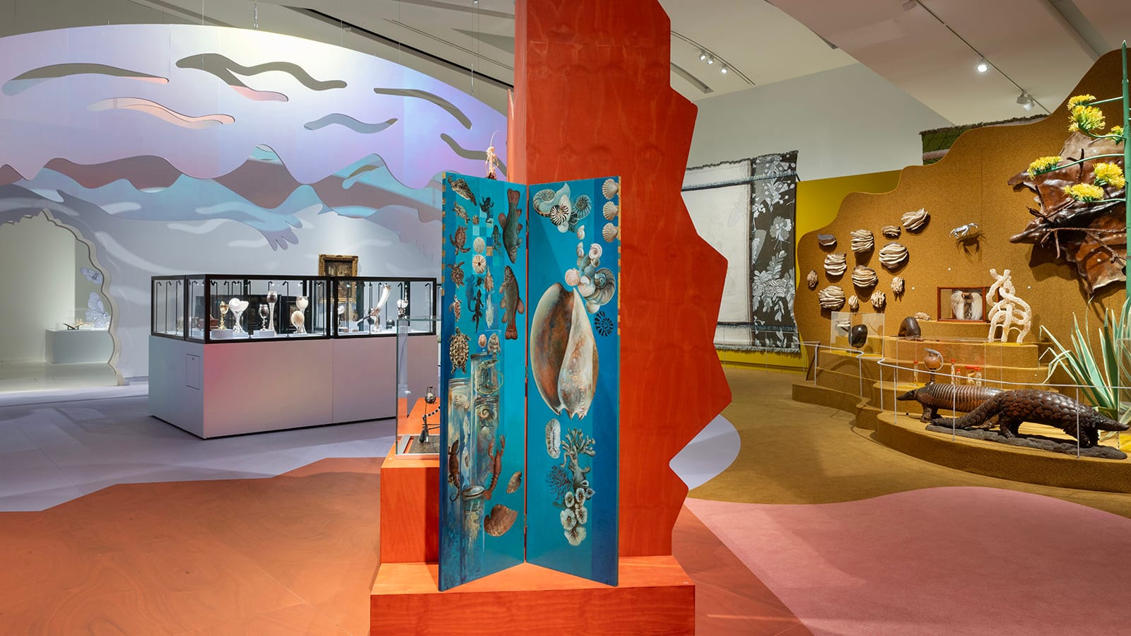 Microkosm - The world in a Wunderkammer Microkosm - The world in a Wunderkammer